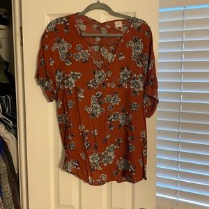 Blouse women’s